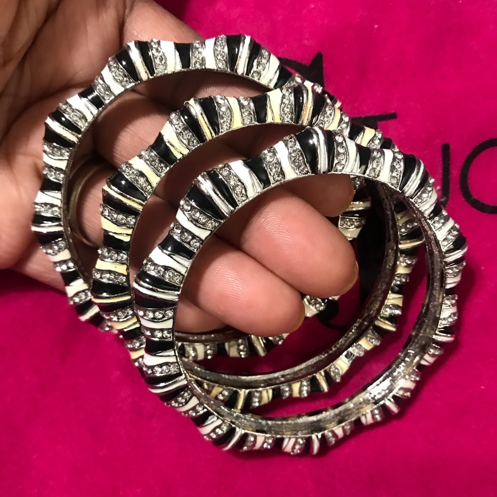 Sassy Jones Samba bracelet set